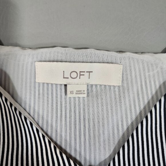 LOFT Black and White Striped Camisole Tank XS - Picture 6 of 7